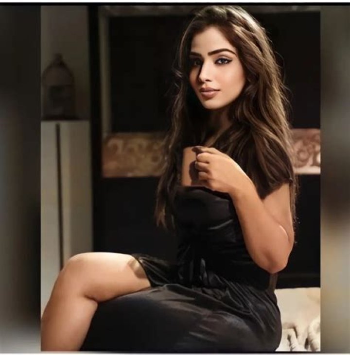 Ayushi Jaiswal: The Rising Star of Sexy Web Series